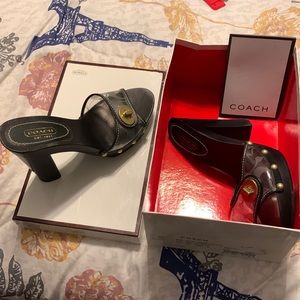 NWO tag Coach Slides. Size 6 1/2